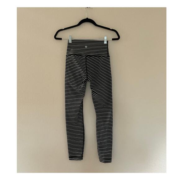 Lululemon Wunder Under High-Rise 25" Luxtreme Parallel Stripe Black White SZ 4 - Picture 2 of 5